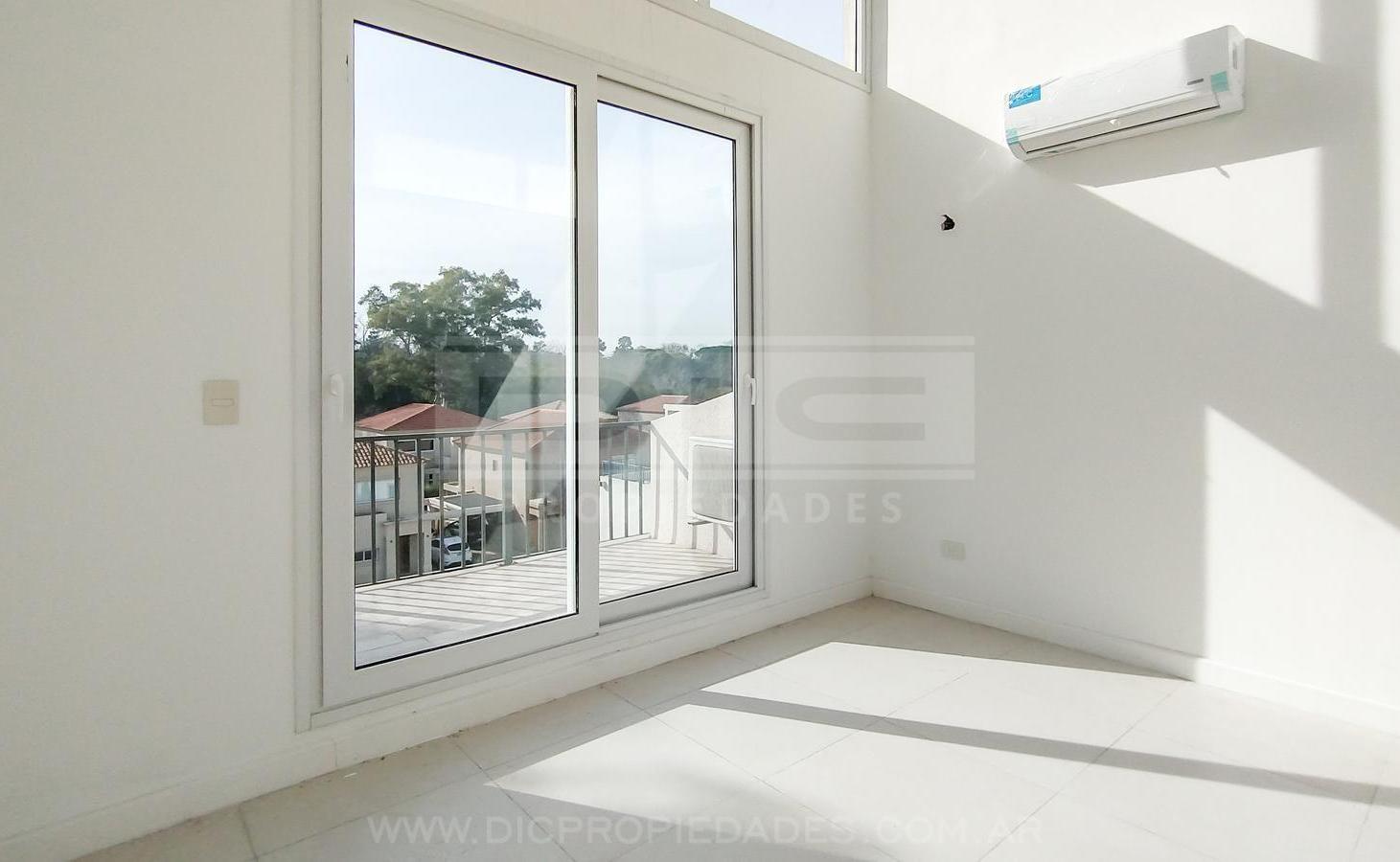 Foto de Departamento 2 ambientes Venta - Saravi Village, imagen 1