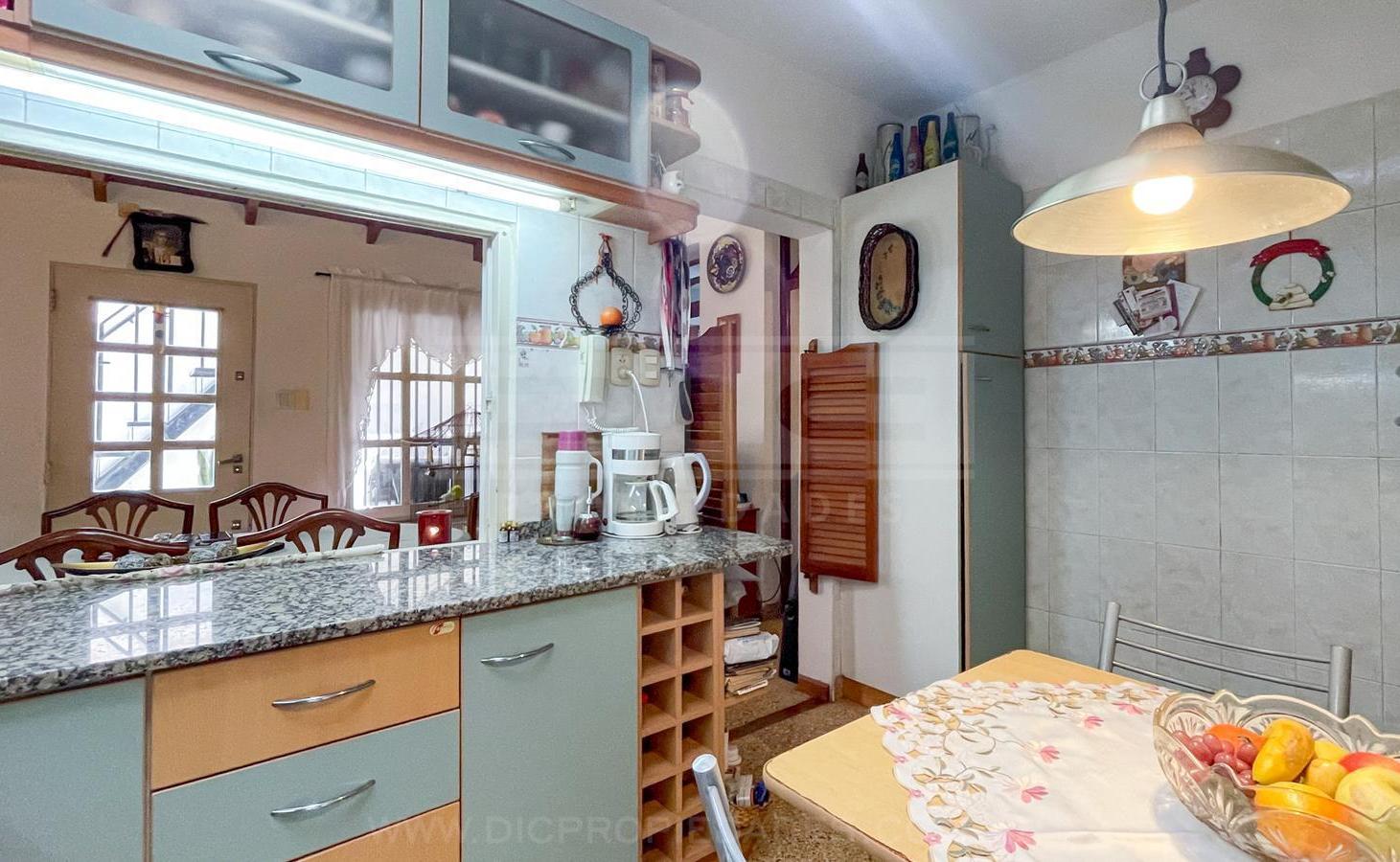 Foto de PH 2 dormitorios Venta - Villa Urquiza, imagen 2