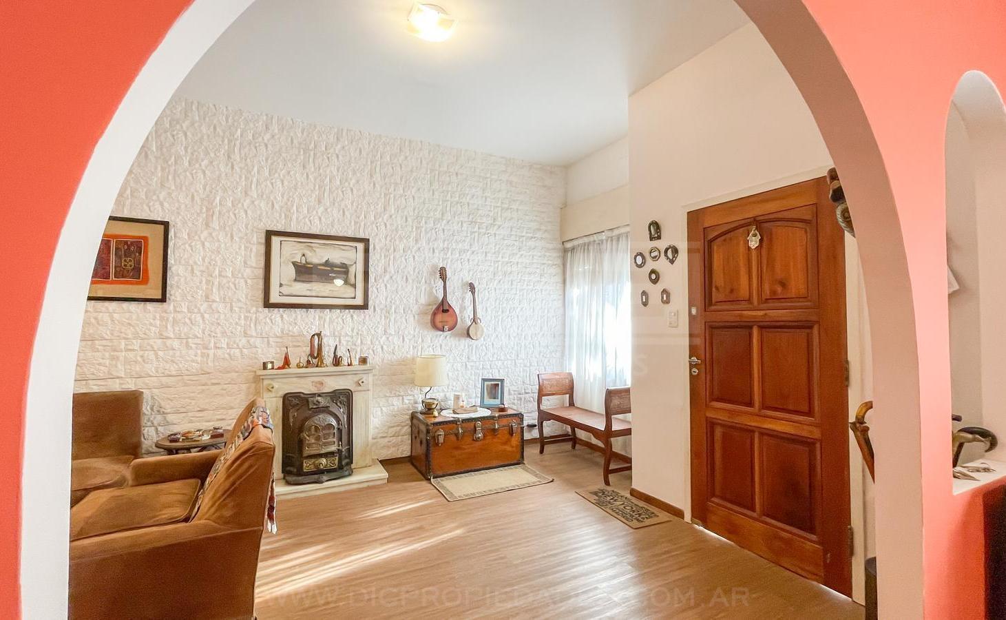 Foto de Casa 3 dormitorios Venta - Olivos-Maipu/Uzal, imagen 2