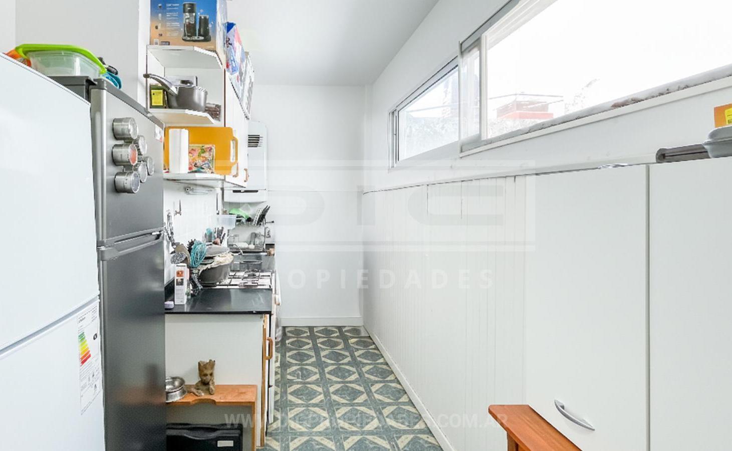 Foto de Departamento 2 ambientes Venta - La Lucila-Vias/Maipu, imagen 1