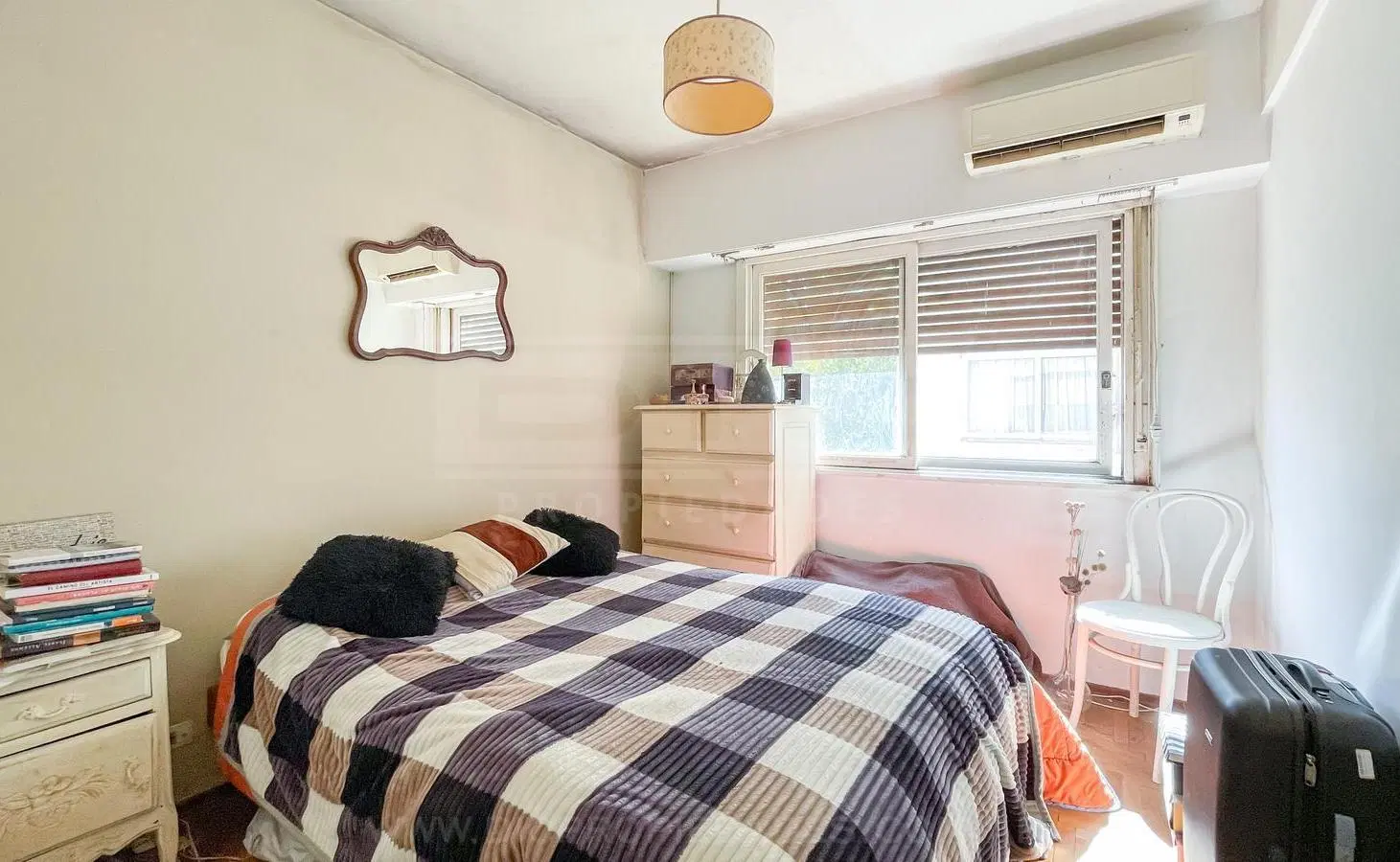 Departamento 2 ambientes Venta - Olivos 8