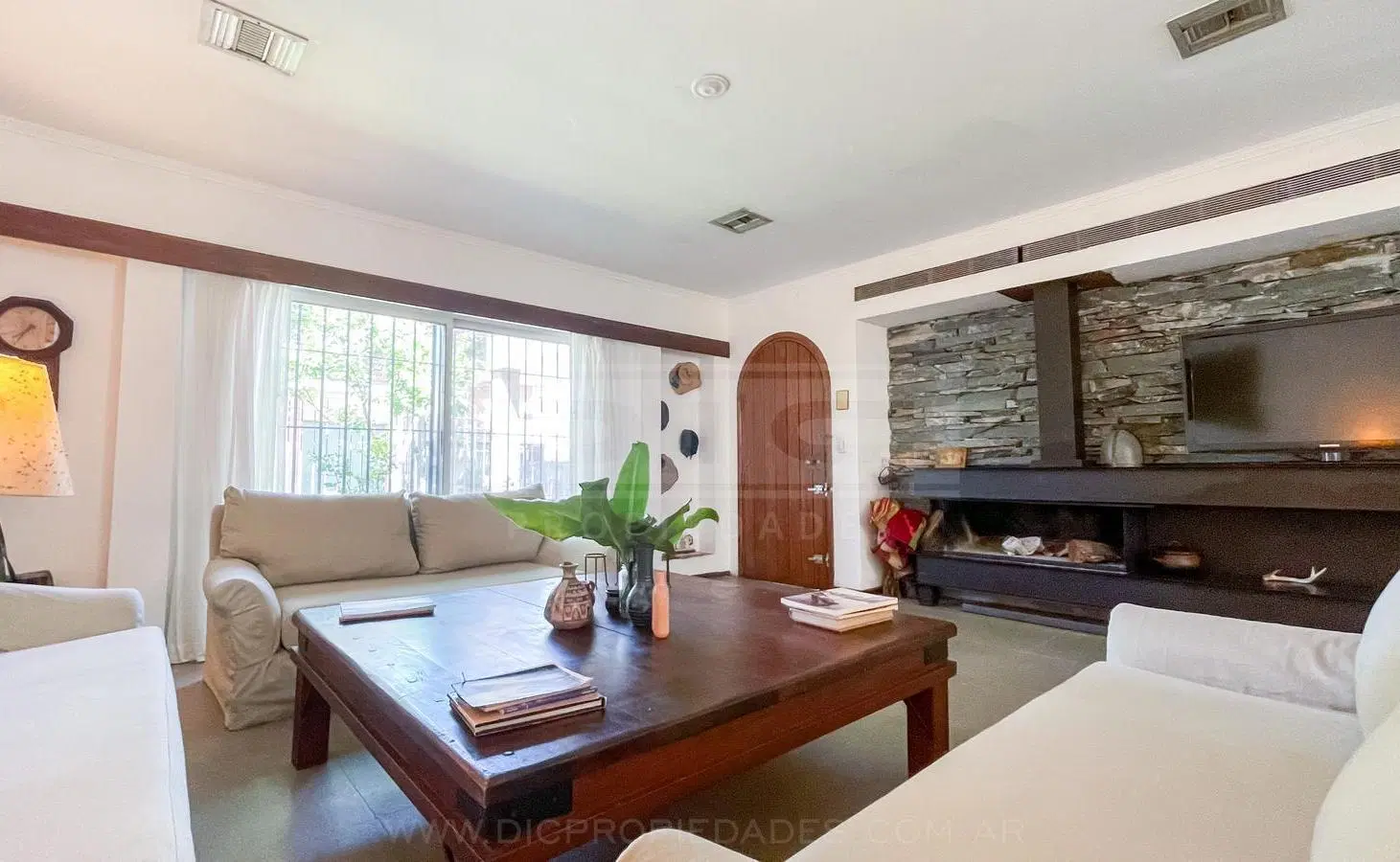 Casa 5 dormitorios Venta - Olivos-Vias/Maipu 2