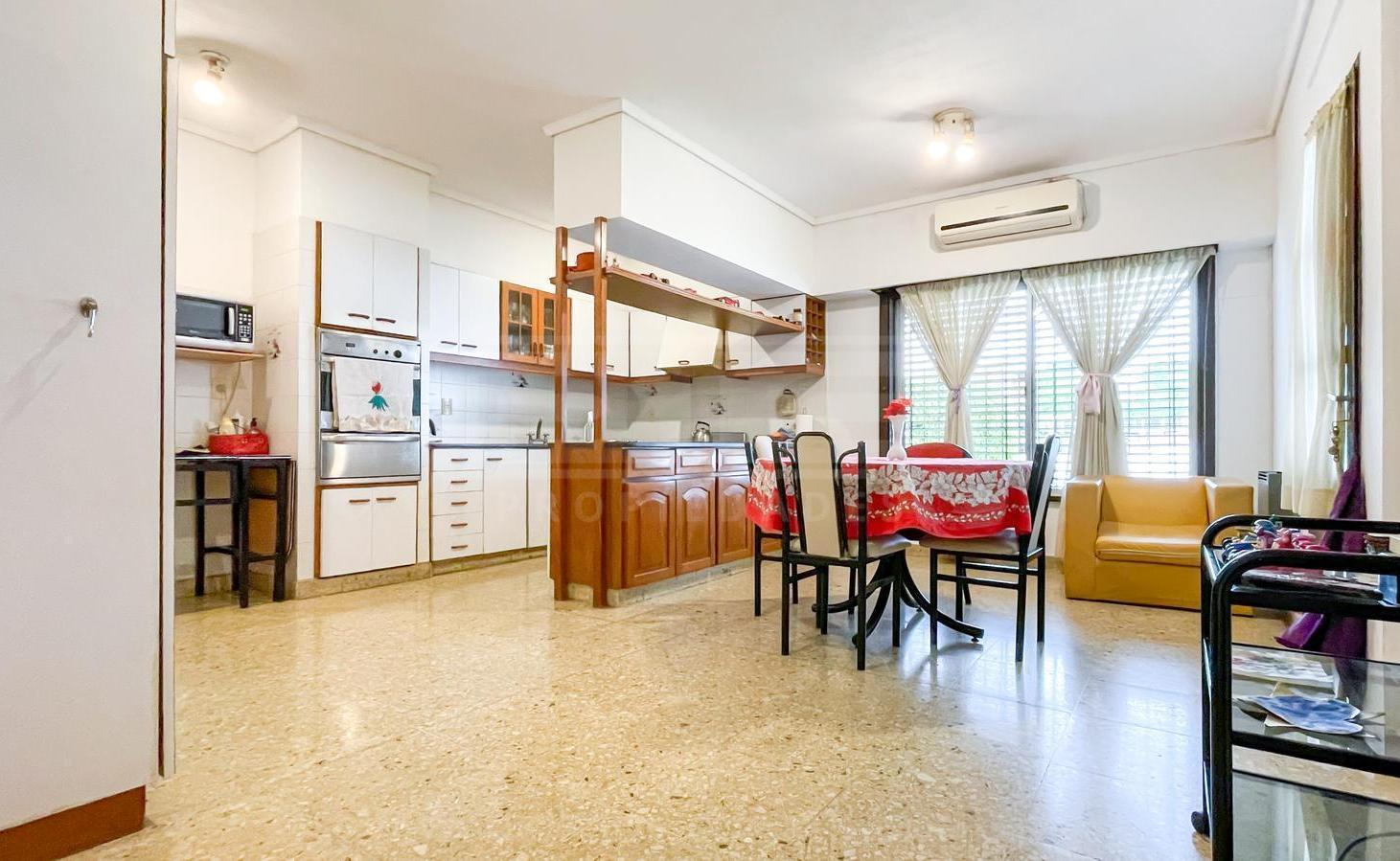 Foto de Chalet 3 dormitorios Venta - Olivos Golf, imagen 3