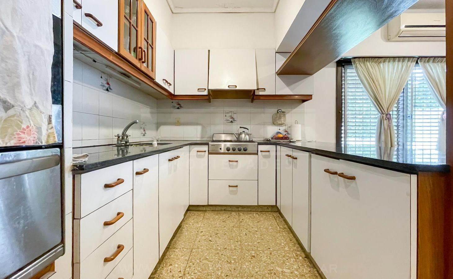 Foto de Chalet 3 dormitorios Venta - Olivos Golf, imagen 4