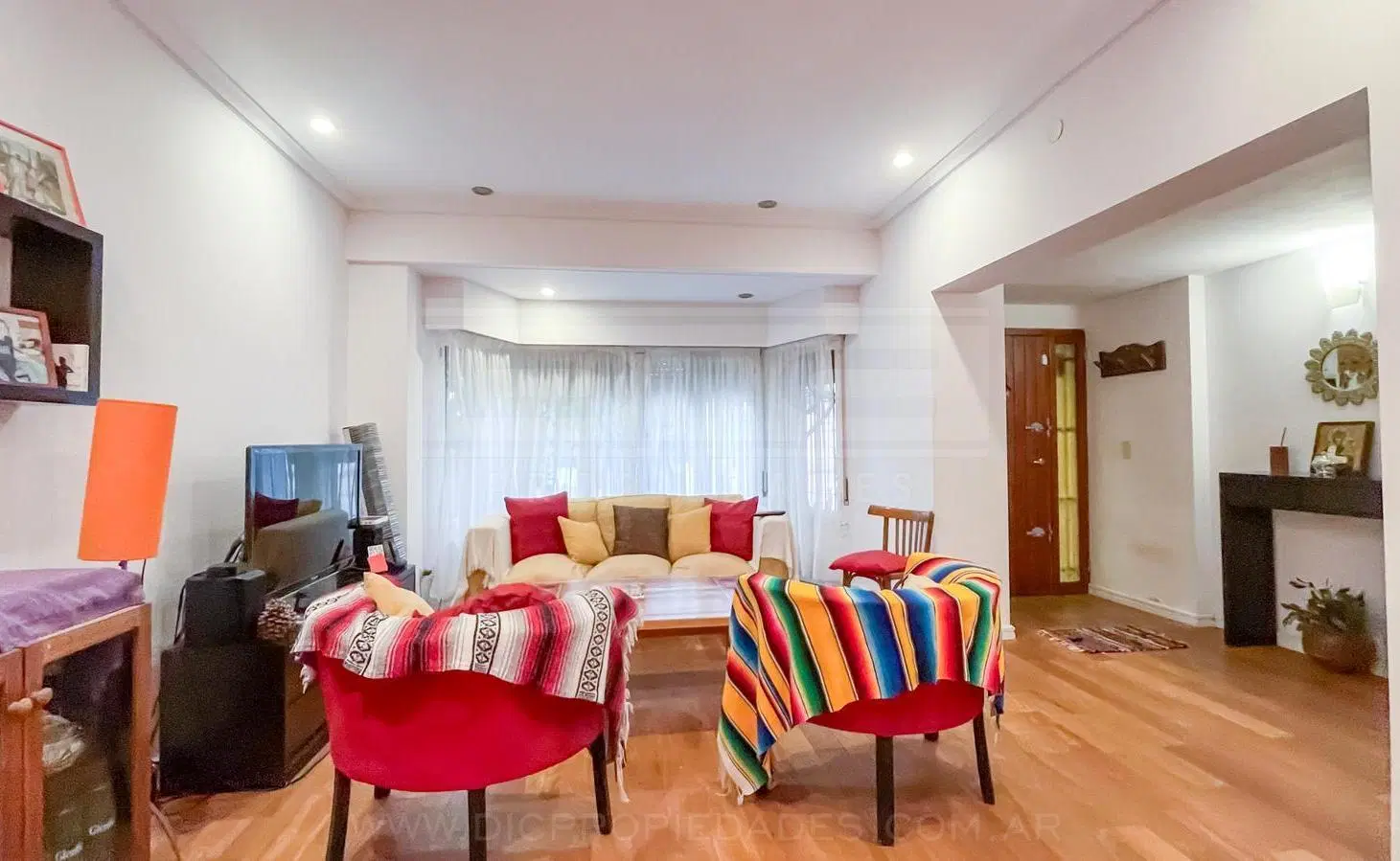 Casa 4 dormitorios Venta - La Lucila-Vias/Maipu 5