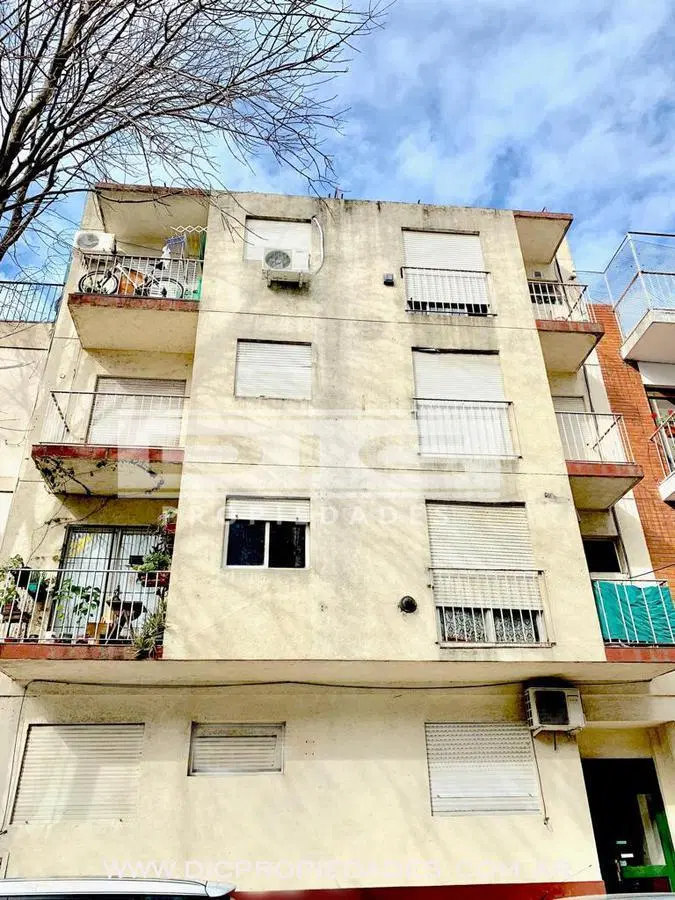 Departamento monoambiente en Venta  Olivos 3