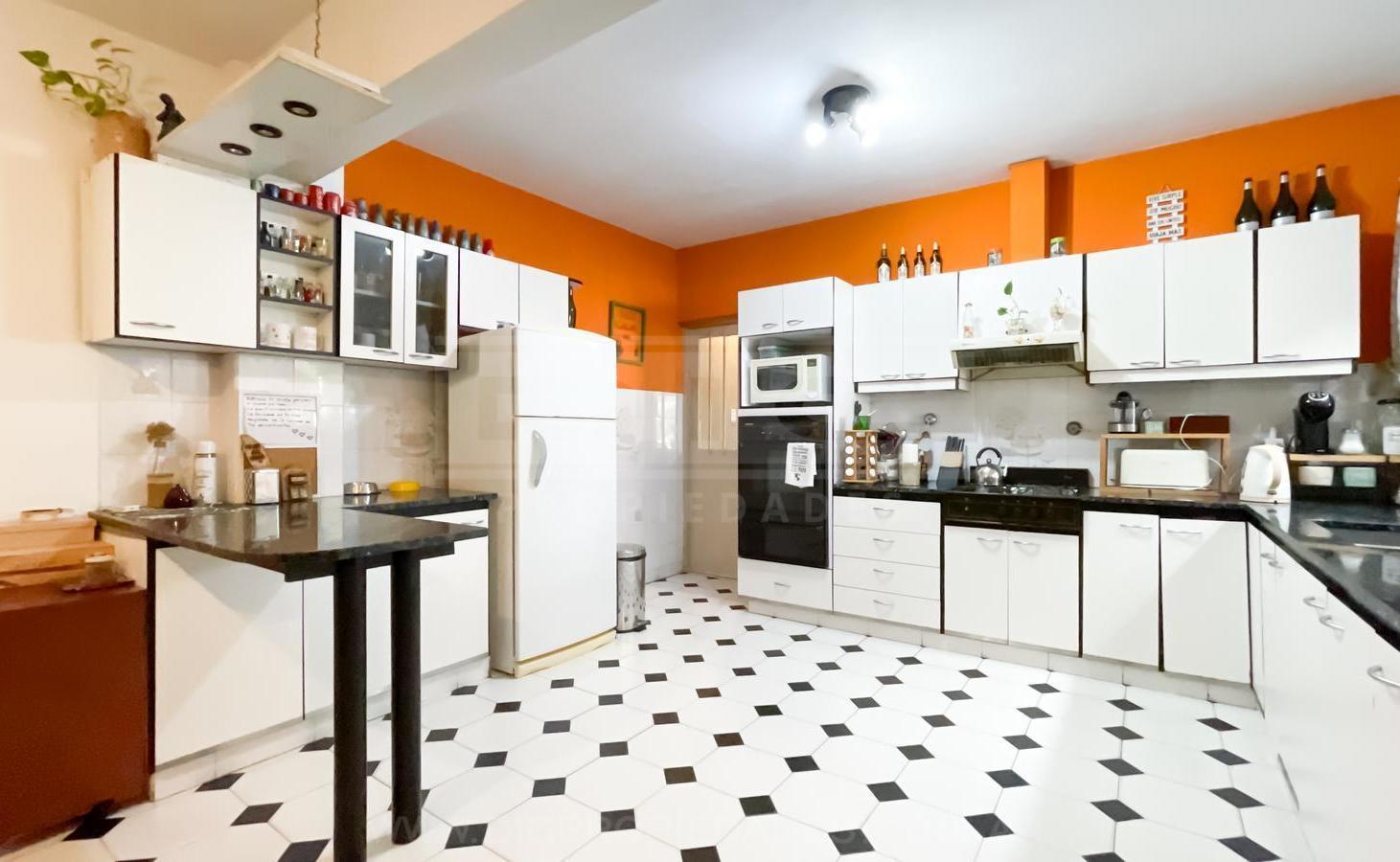 Foto de PH 2 dormitorios Venta - Olivos, imagen 1