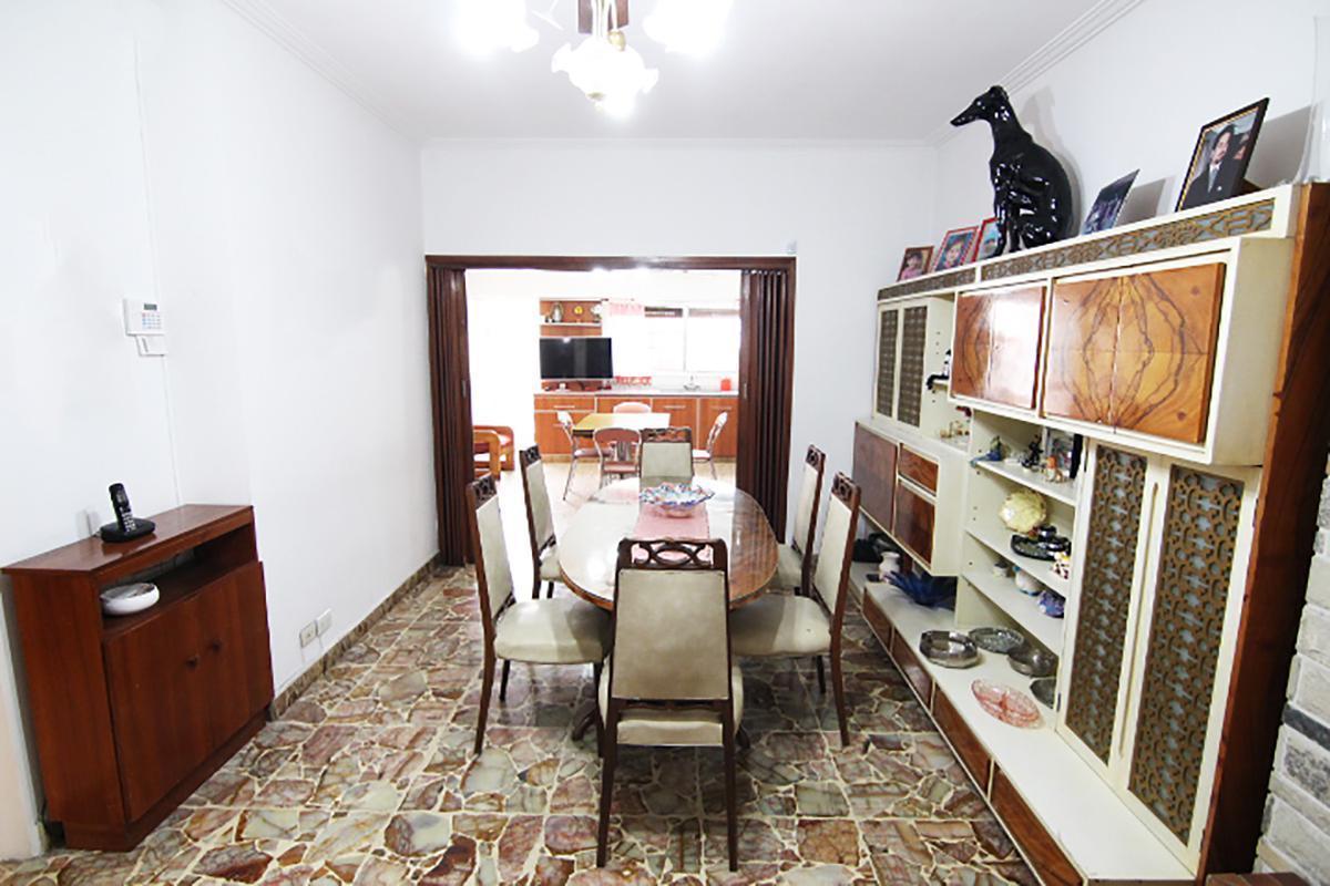 Foto de Muy buen chalet 4 ambientes apto credito en Olivos, imagen 3