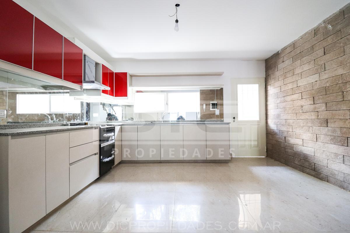 Foto de Duplex 2 dormitorios Venta - Olivos, imagen 3