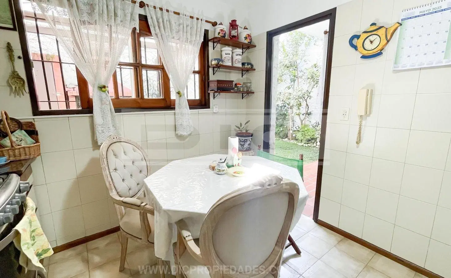 Duplex 3 dormitorios Venta - Olivos 8