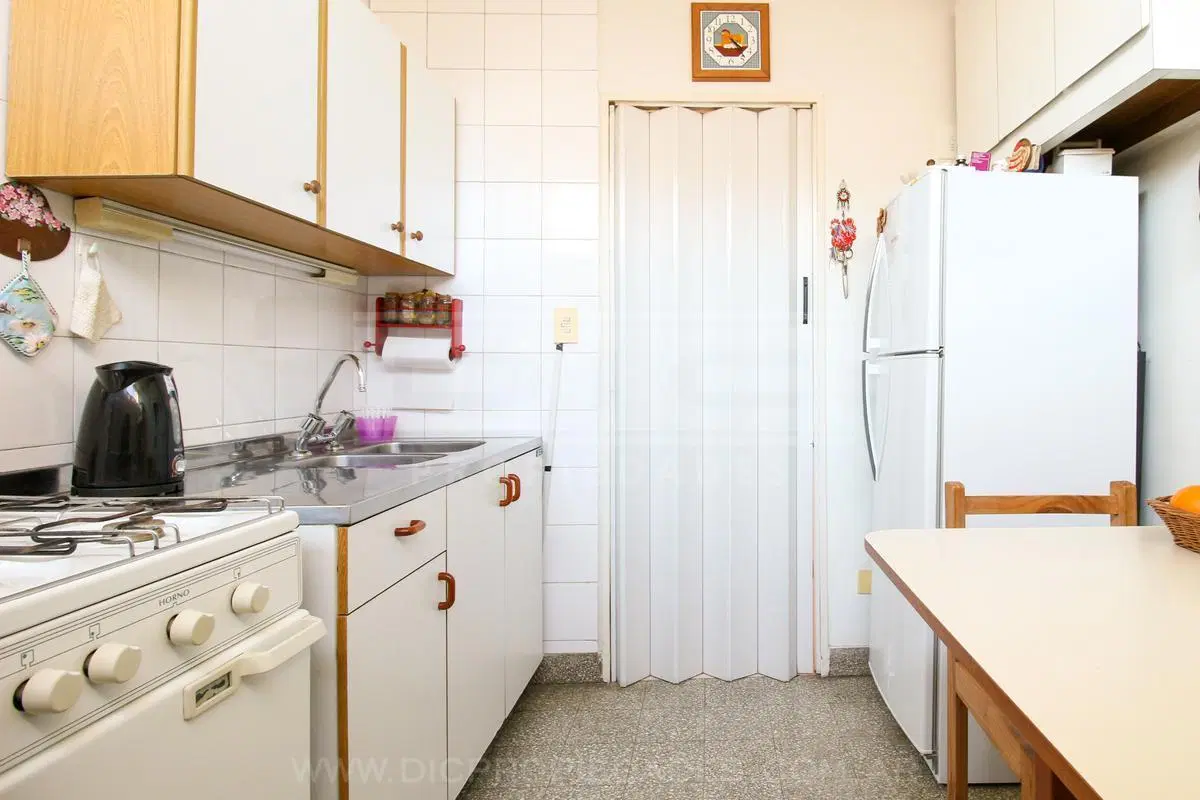 Departamento 3  ambientes  venta  ubicado en Olivos 2