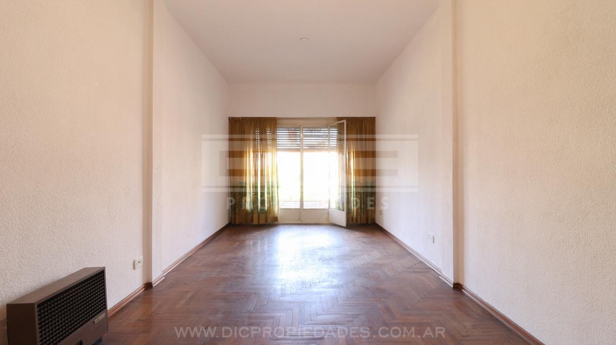 Foto de PH 3 ambientes Venta - Olivos, imagen 1