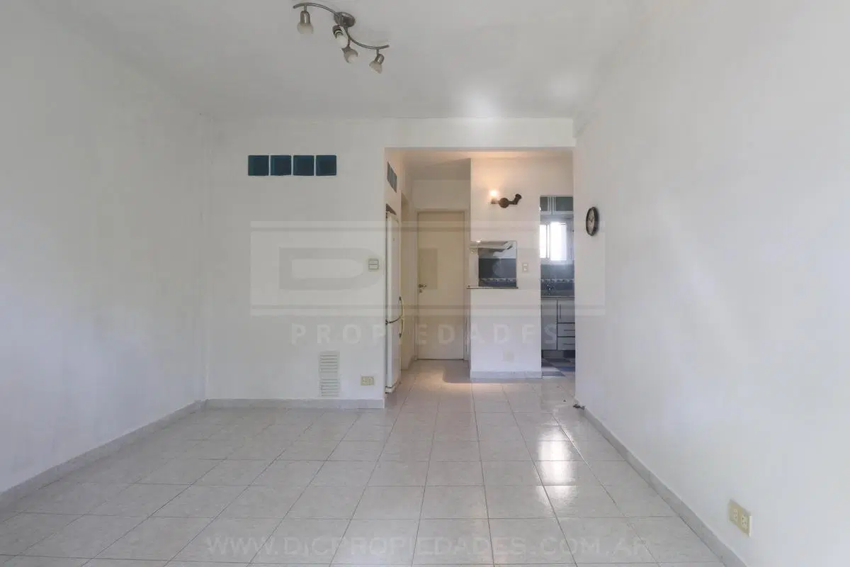 Departamento 2 ambientes Venta - Olivos 3