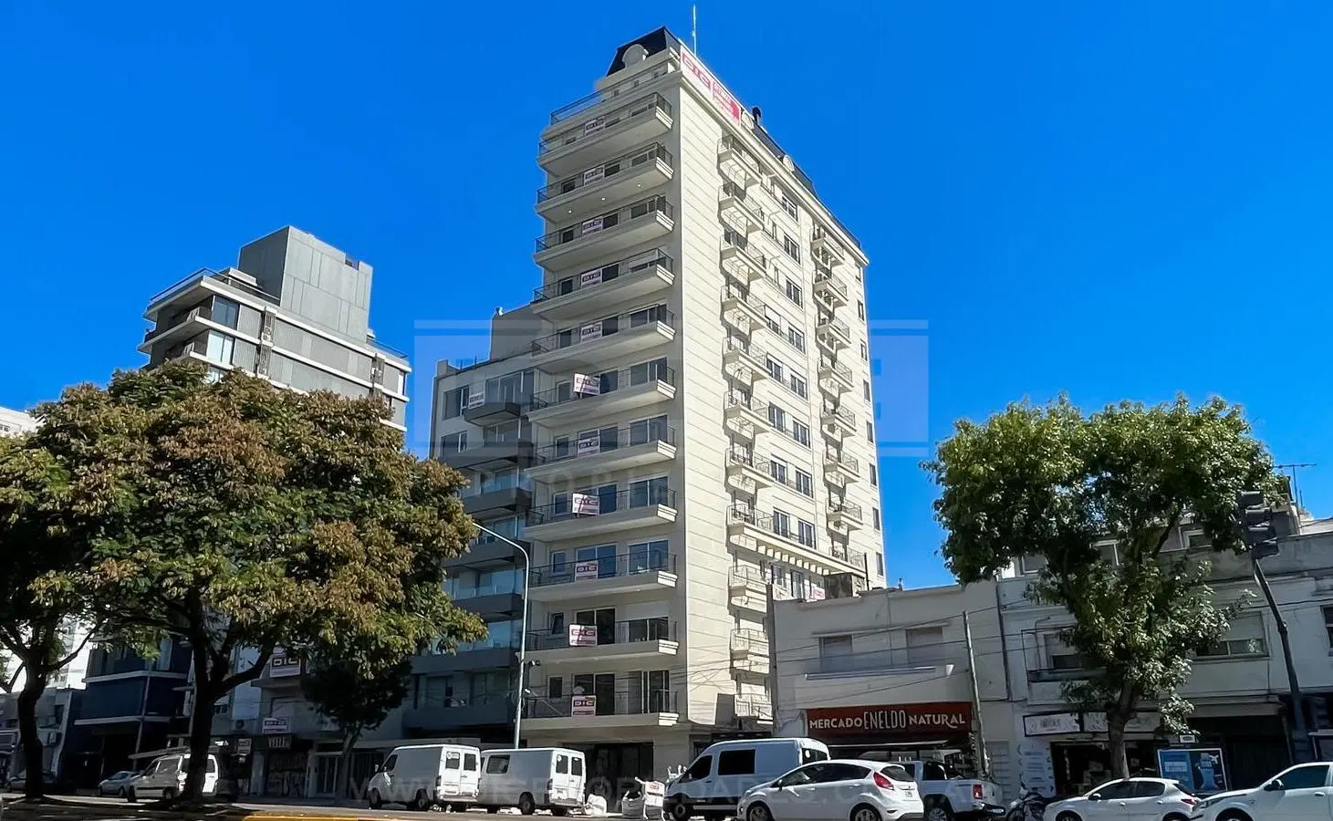 Cochera Venta - Olivos 3