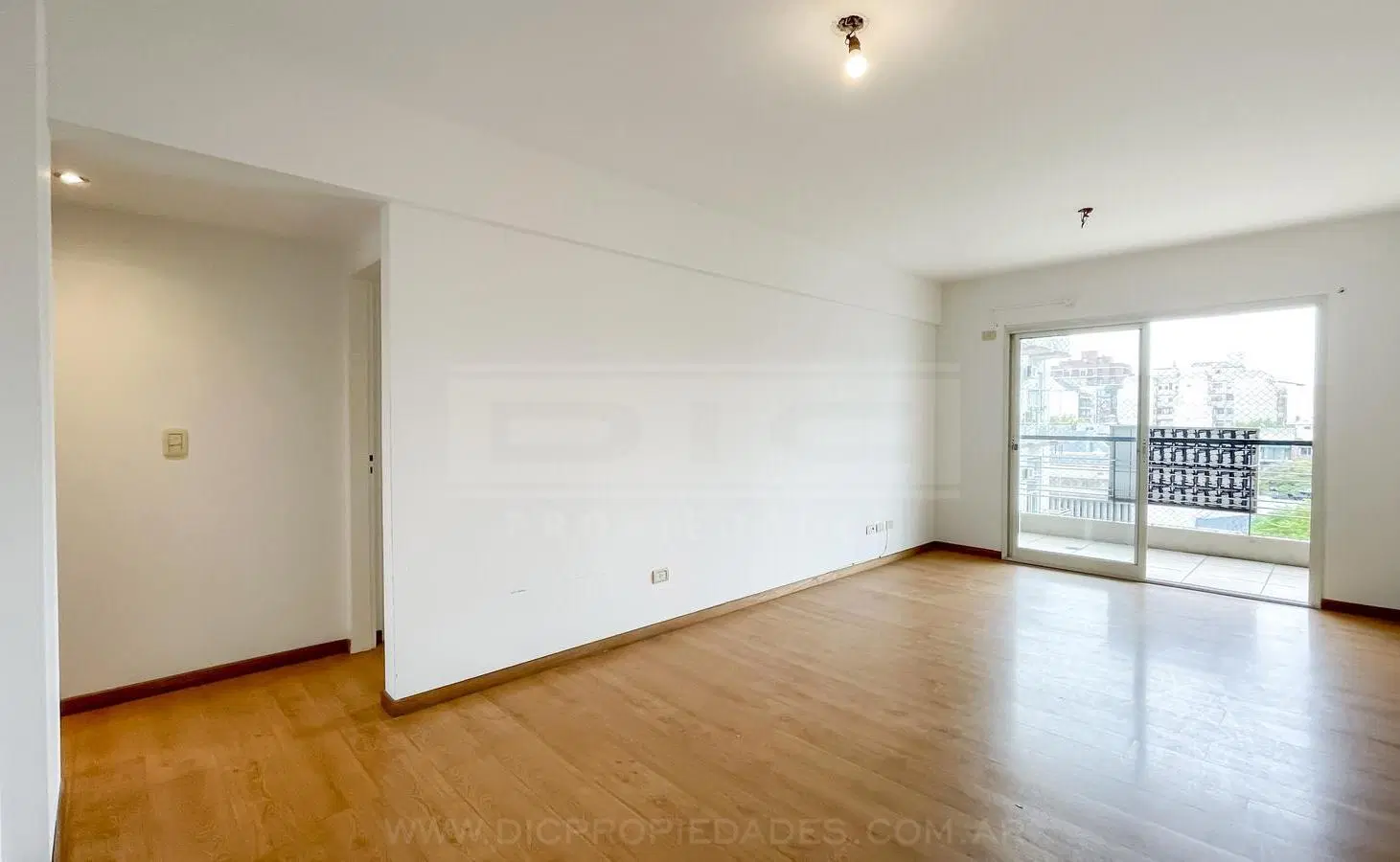 Departamento 3 ambientes Alquiler - Olivos 2