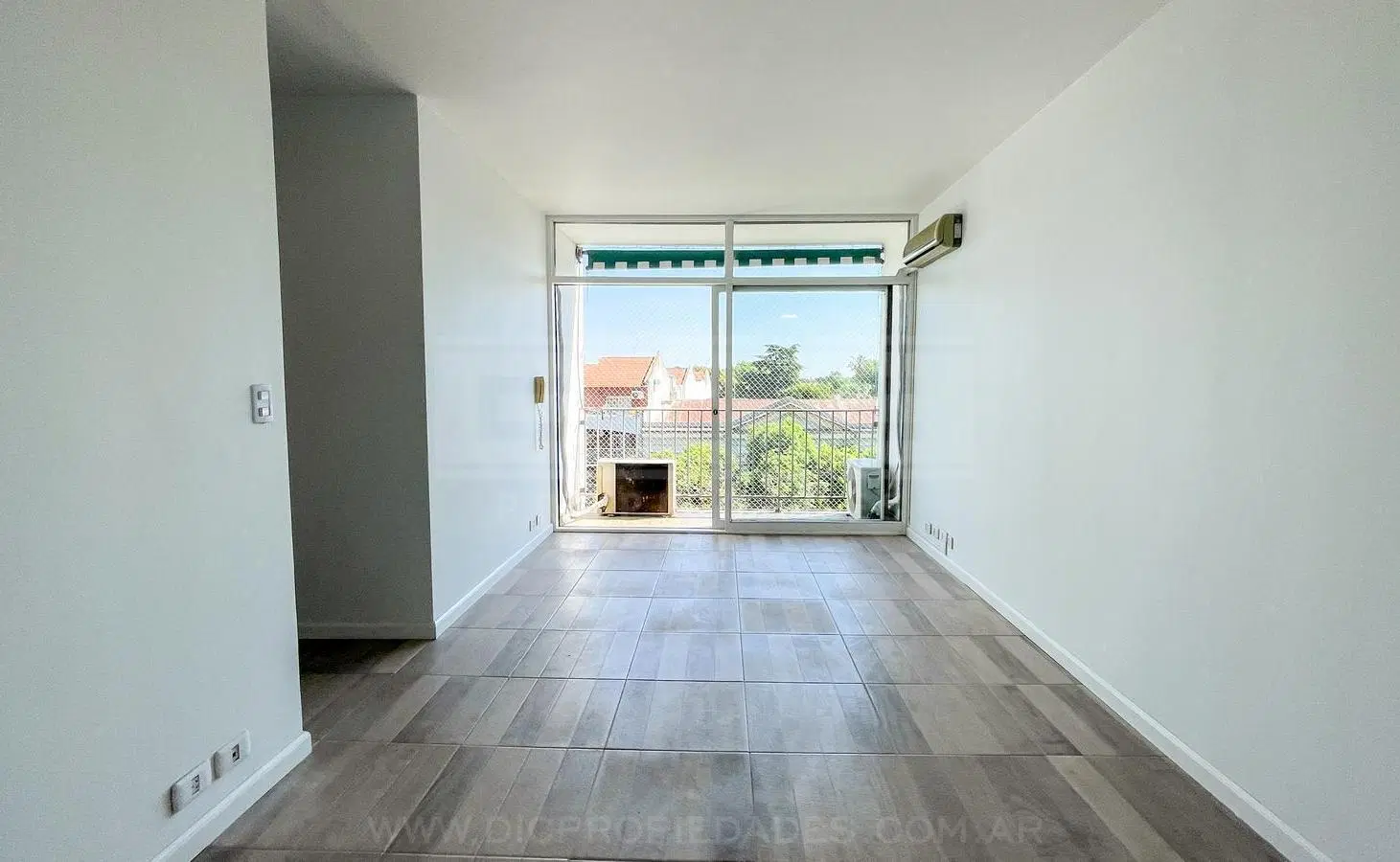 Departamento 4 ambientes Alquiler - Acas.-Vias/Santa Fe 8