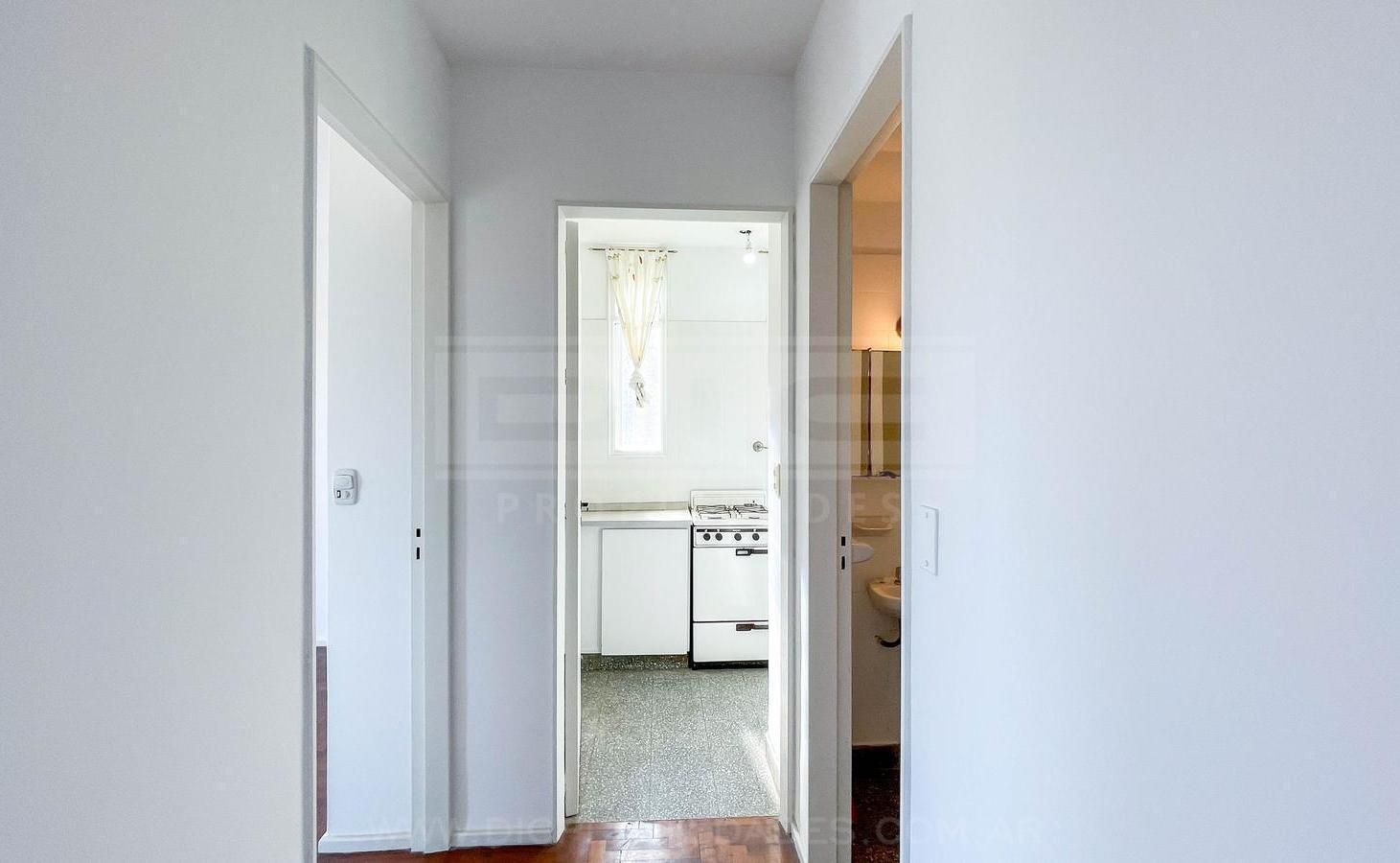Foto de Departamento 2 ambientes Venta - Mart.-Vias/Santa Fe, imagen 5