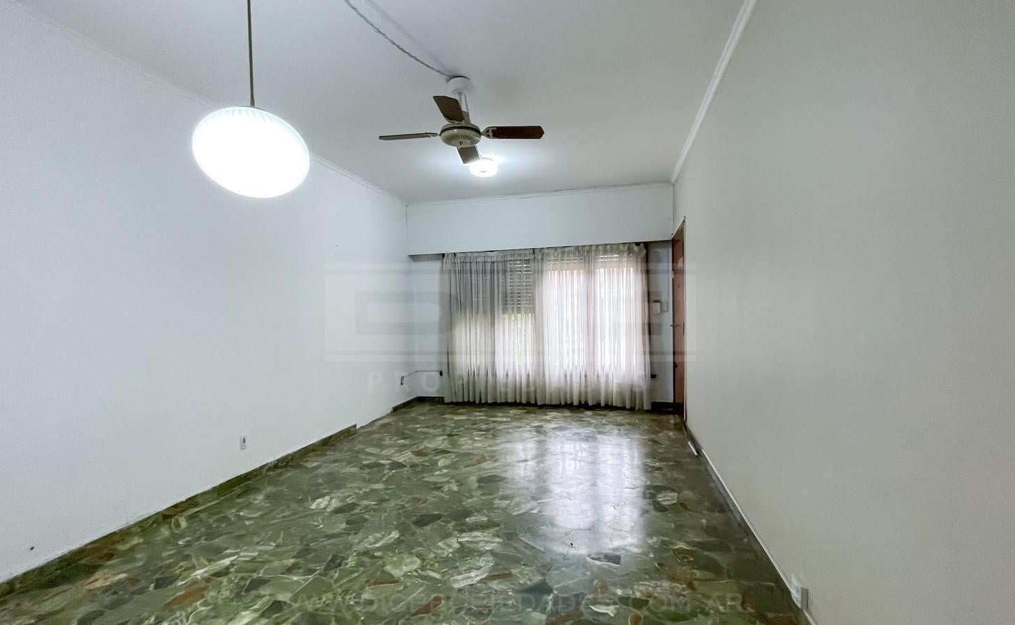 Foto de Casa 3 Dormitorios Venta - Florida Oeste, imagen 4