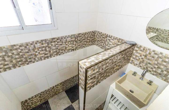 Foto de Casa sobre lote propio 4 ambientes Venta Beccar, imagen 3