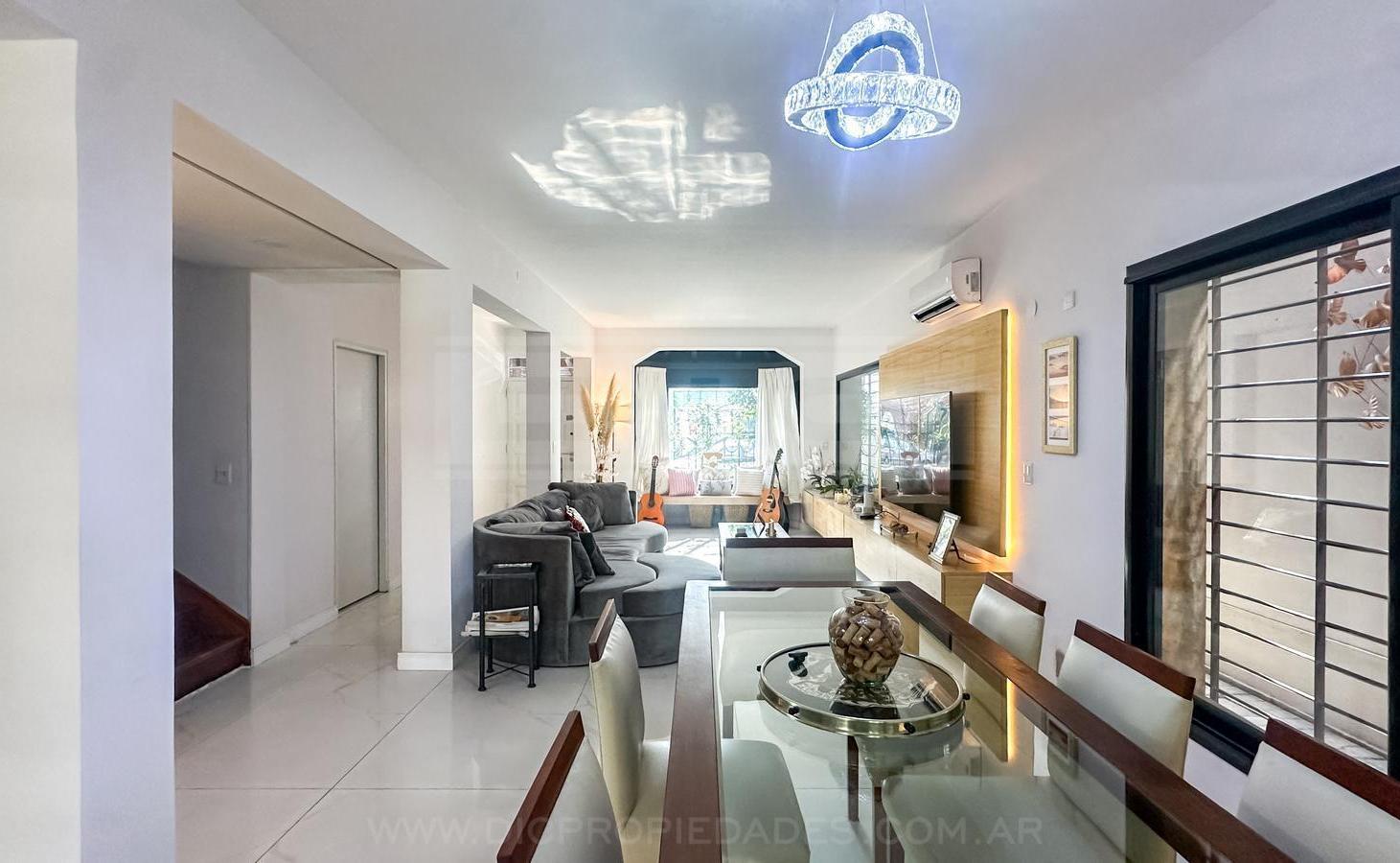 Foto de Casa 4 dormitorios Venta - Florida Oeste, imagen 2