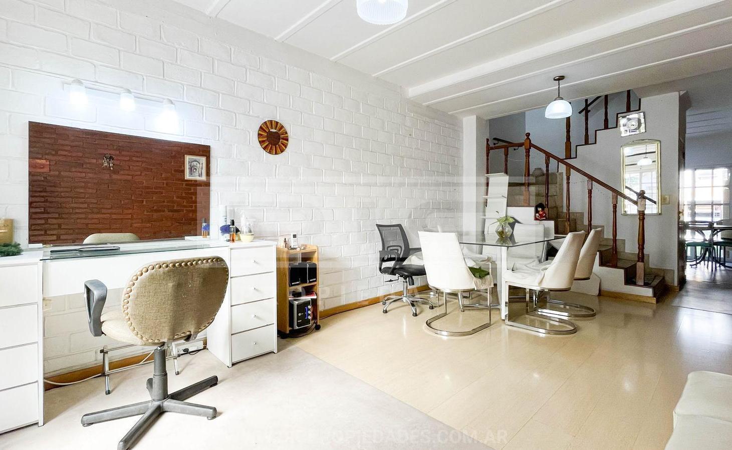 Foto de PH 2 dormitorios Venta - Munro, imagen 1