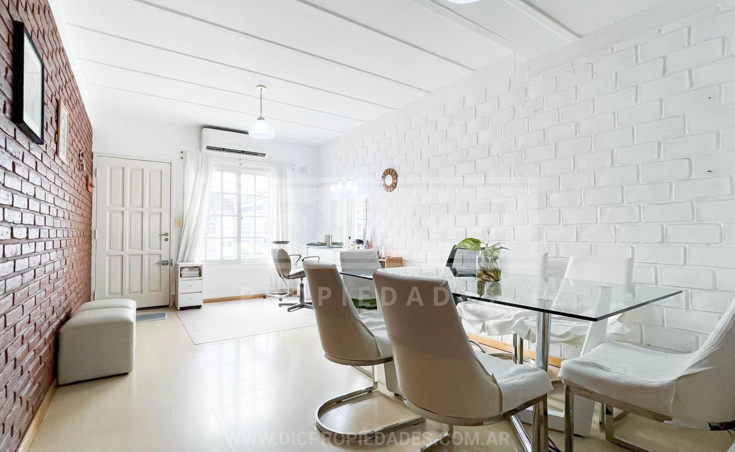 Foto de PH 2 dormitorios Venta - Munro, imagen 5