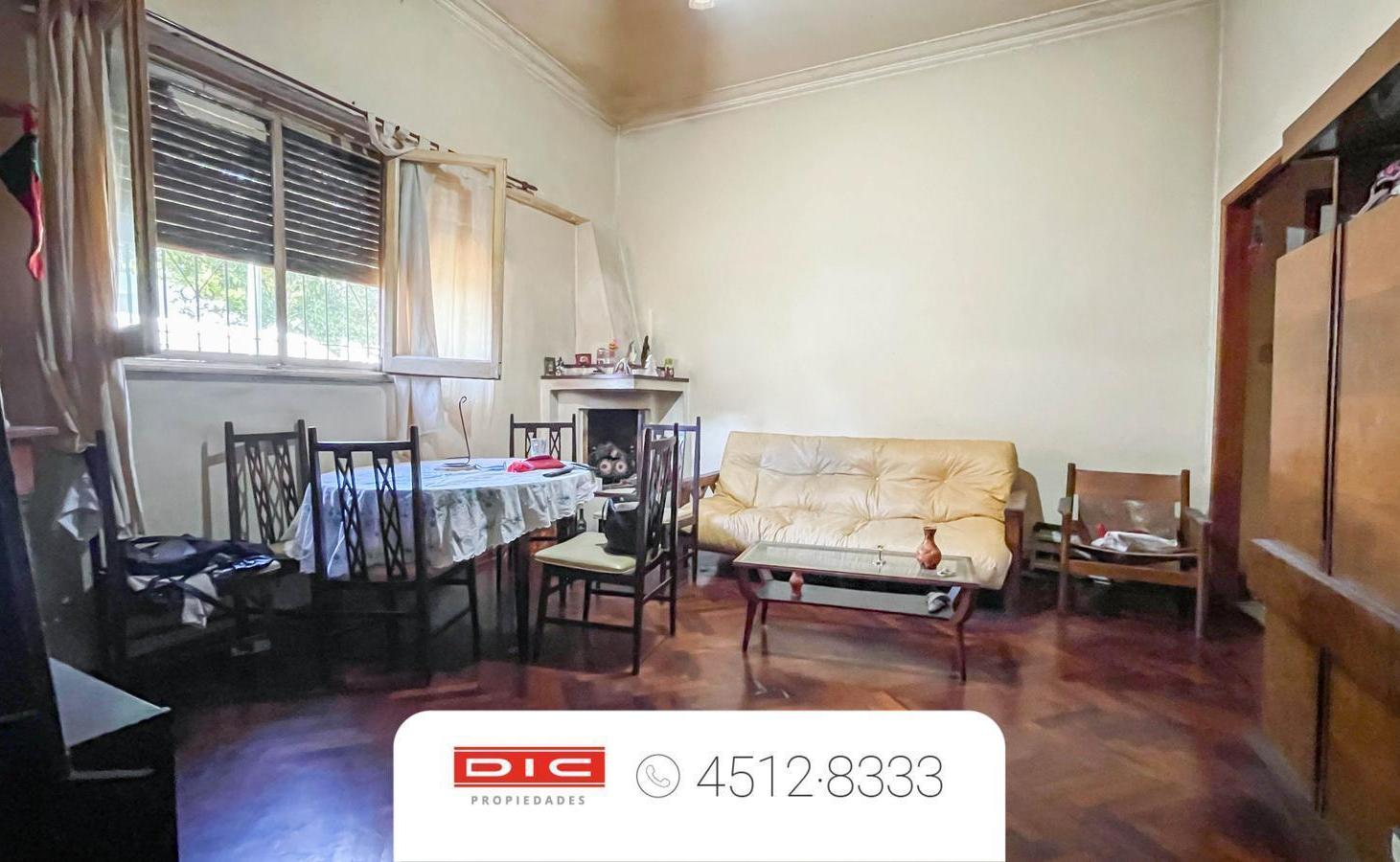 Foto de PH 2 dormitorios local Venta en Block - Carapachay, imagen 2