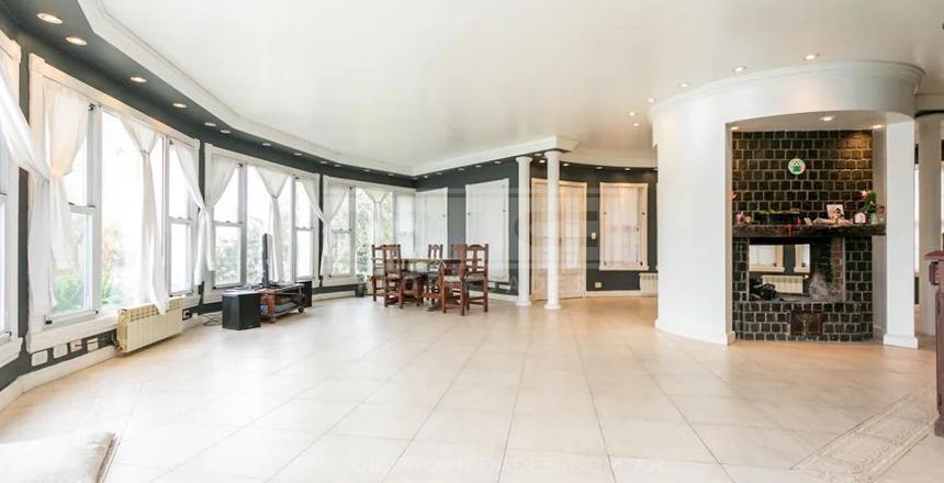 Foto de Casa 6 dormitorios Venta - Pilar, imagen 3