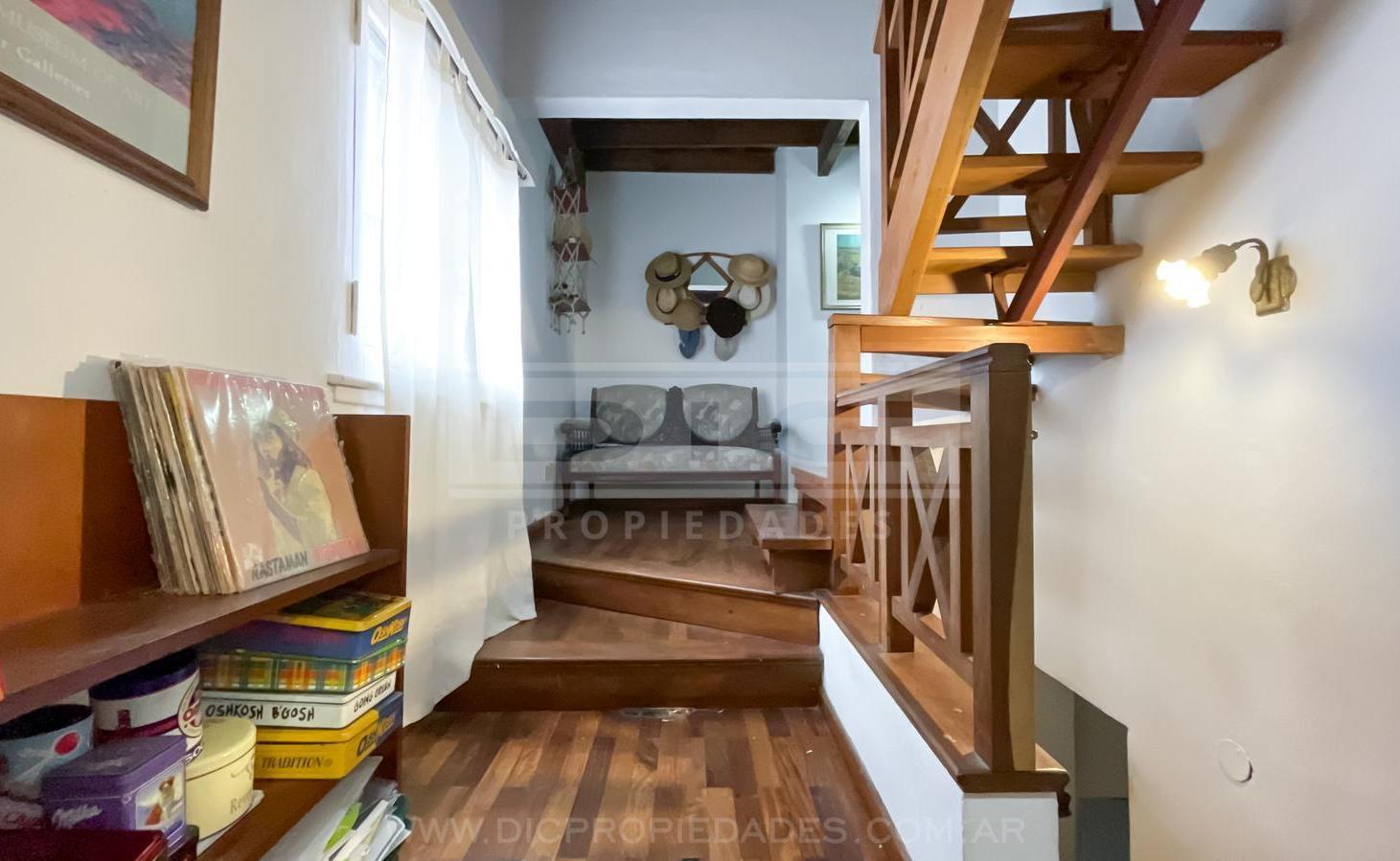 Foto de Casa 4 dormitorios Venta - Olivos-Maipu/Uzal, imagen 4