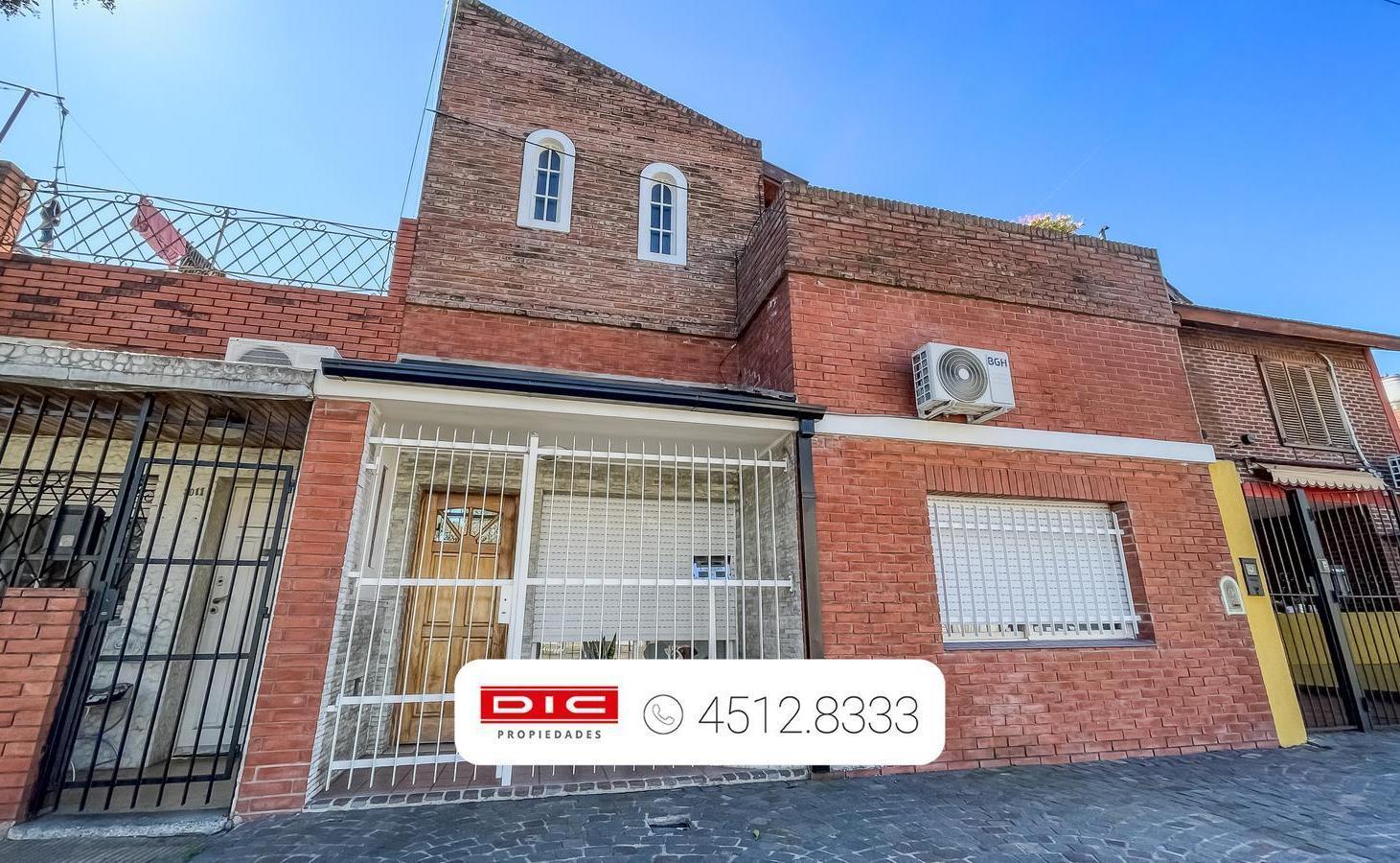 Foto de Casa 2 dormitorios Venta - Munro, imagen 1