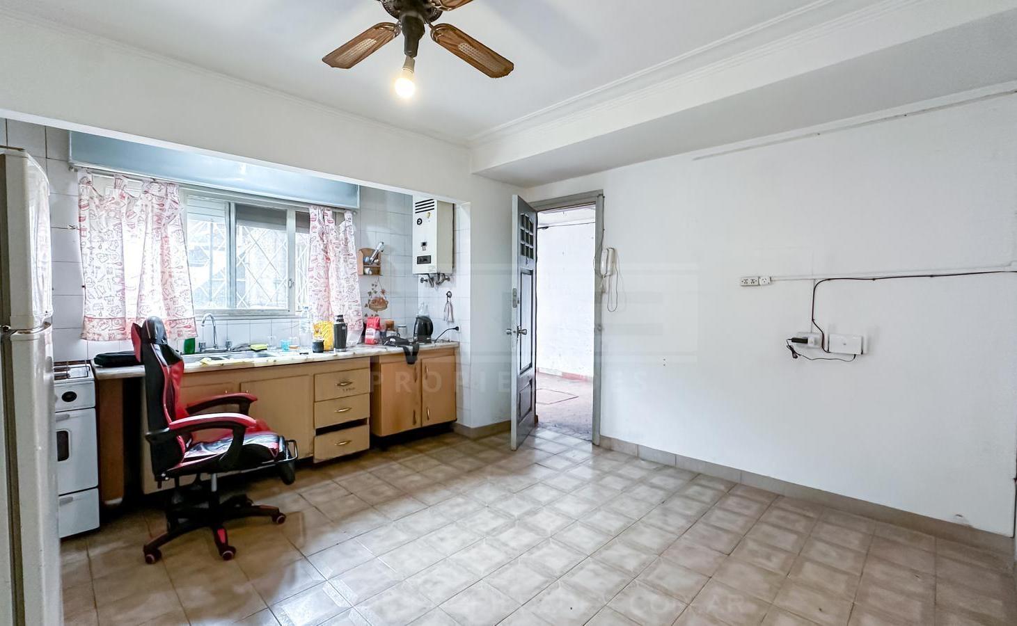 Foto de Casa 2 dormitorios Venta - Munro, imagen 2