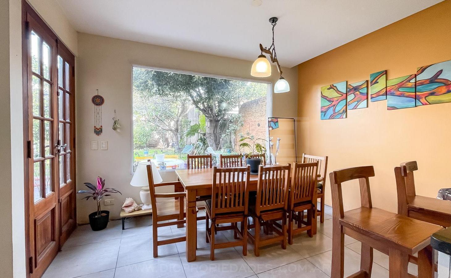 Foto de Chalet 4 dormitorios Venta - Florida Oeste, imagen 3