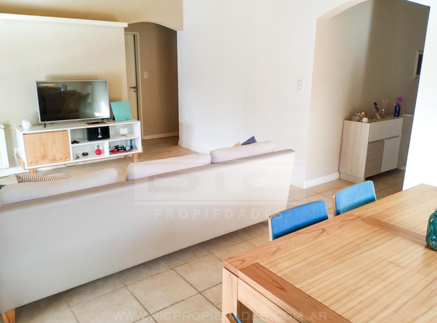 Foto de Chalet 3 dormitorios Venta - La Candela, imagen 2