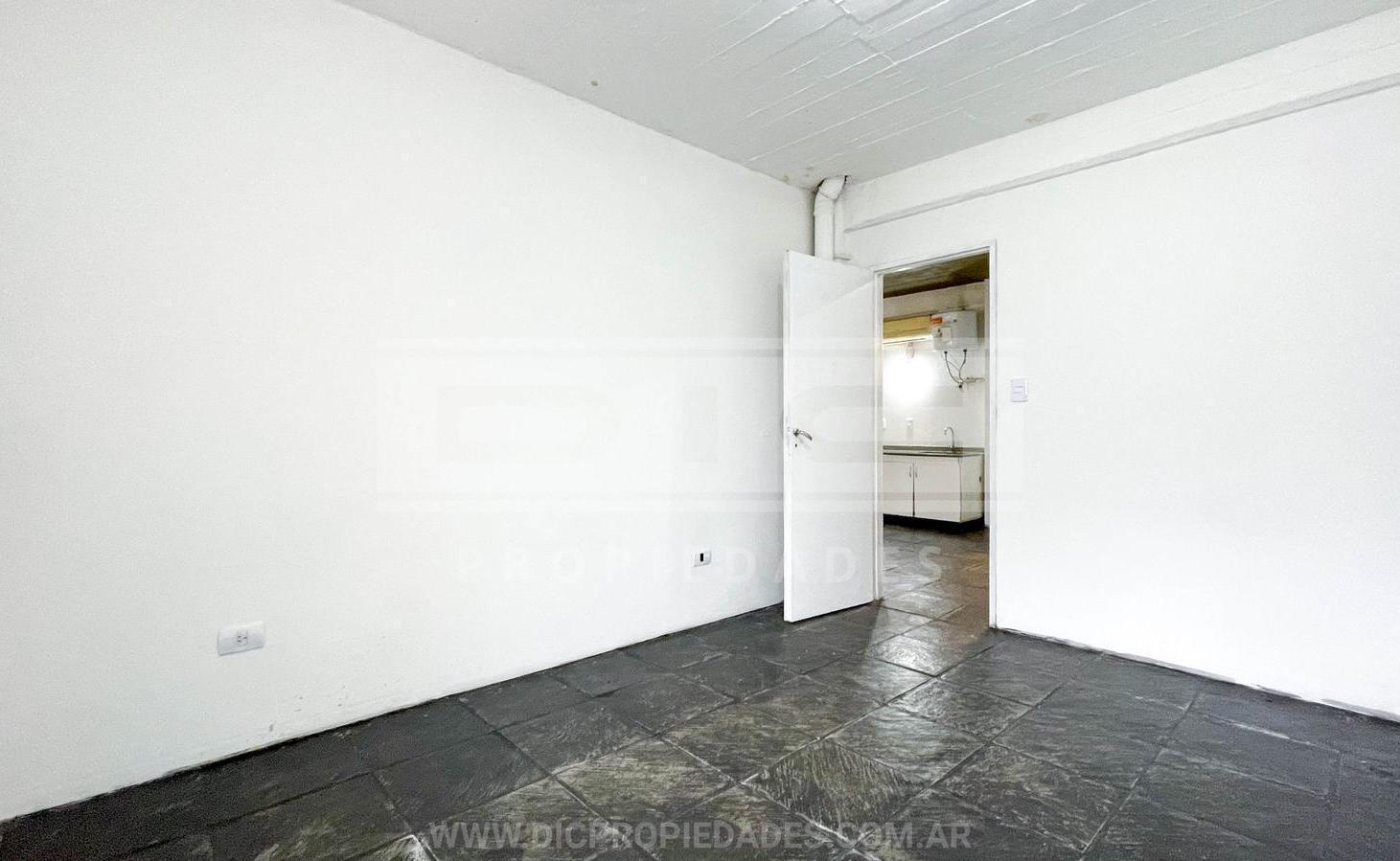 Foto de PH 1 dormitorios Alquiler - Carapachay, imagen 4