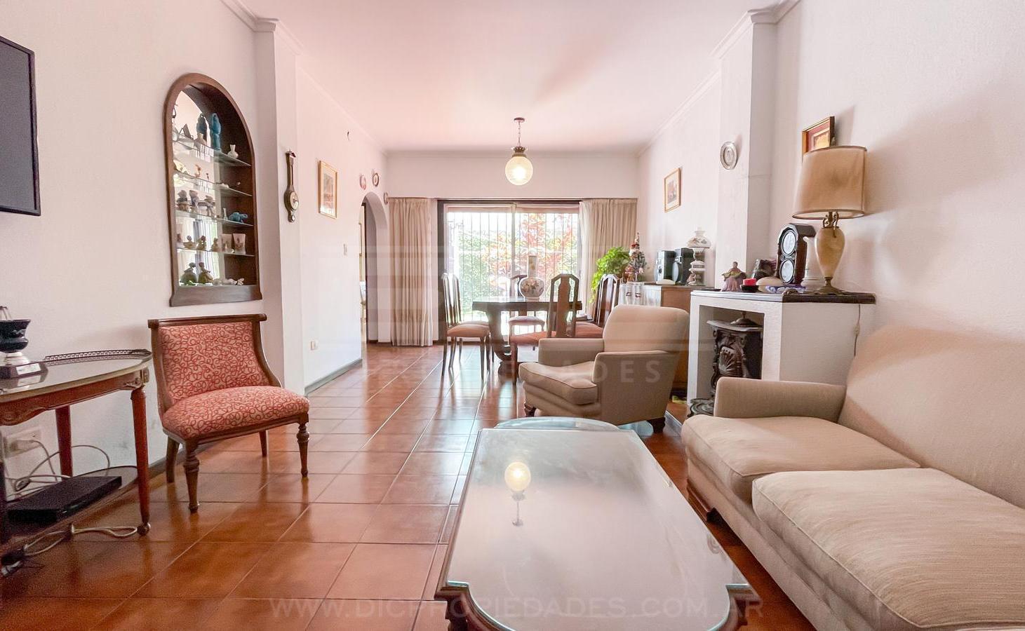 Foto de Chalet 3 dormitorios Venta - Beccar, imagen 2