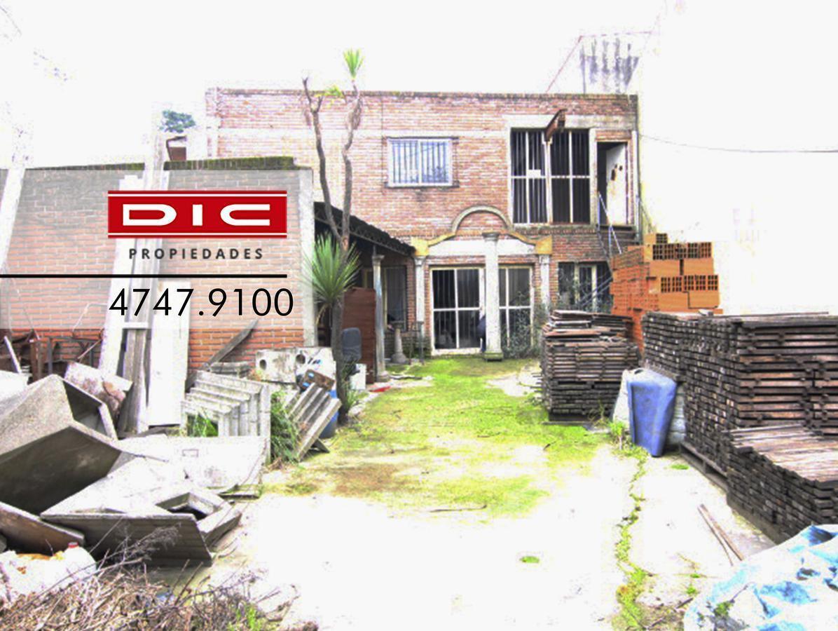 Foto de Local desarrollado en planta baja 60m2 deposito en planta alta 60m2, imagen 2