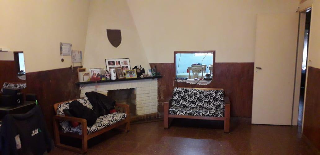 Foto de Casa multifamiliar con cochera cubierta, ideal para dos familias. Beccar, imagen 5