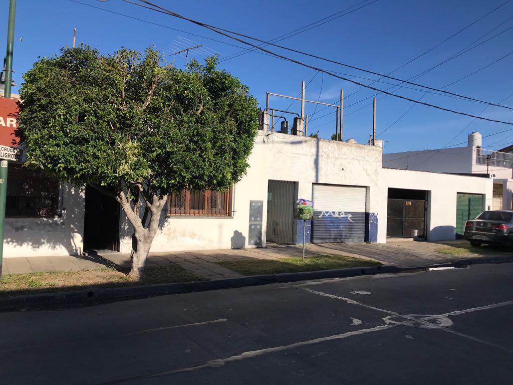 Foto de Casa 4 ambientes Venta - Beccar, imagen 2