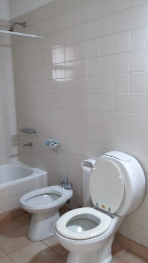 Foto de depto de 2 ambientes en barrio los alamos, imagen 5