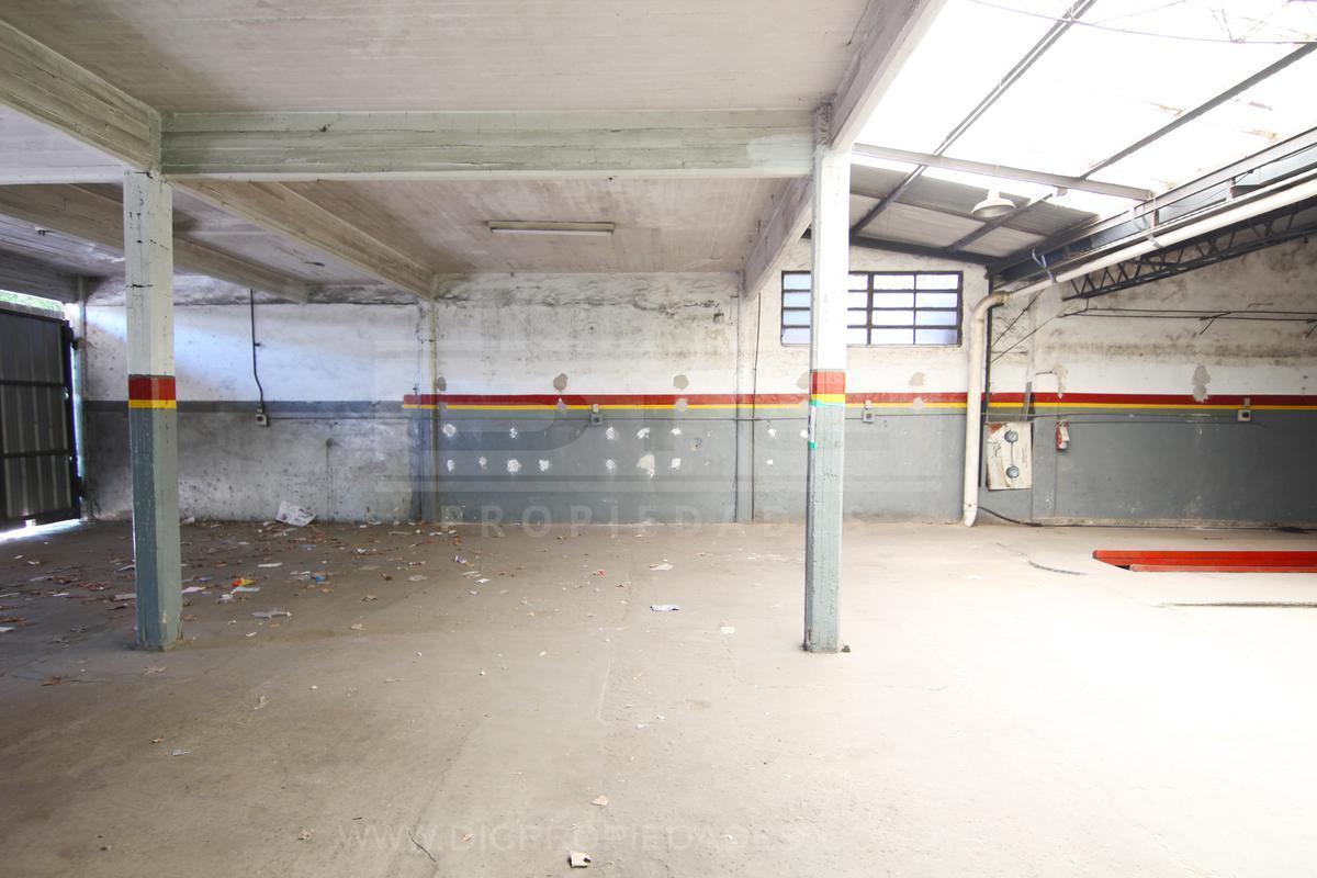 Foto de Local de 13x21 - IDEAL TALLER O GOMERIA - Beccar, imagen 1