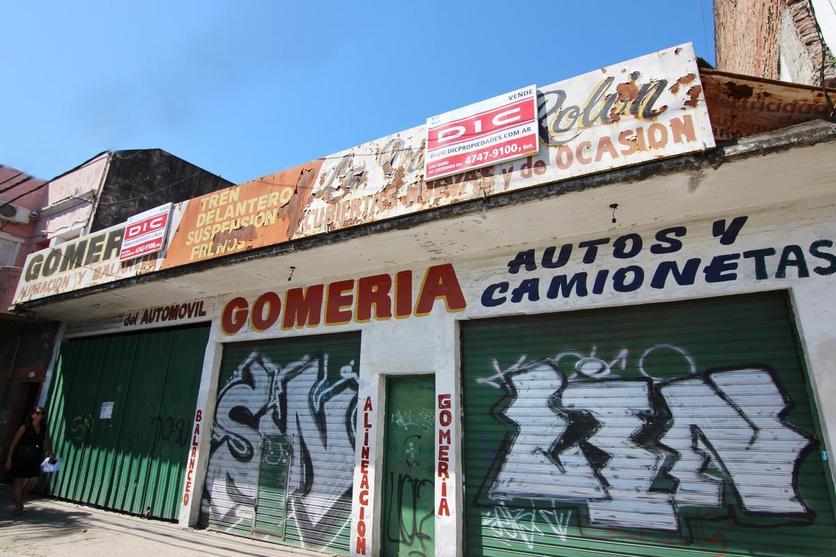 Foto de Local de 13x21 - IDEAL TALLER O GOMERIA - Beccar, imagen 2
