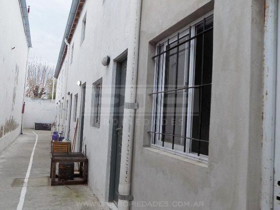 Foto de Lote 750m2 ideal inversor, 14 deptos galpon - Tigre, imagen 1