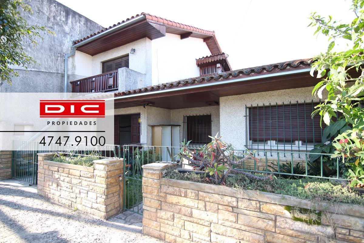 Foto de Chalet de 3 amb c/garage pasante y galpón c/depósito, imagen 2