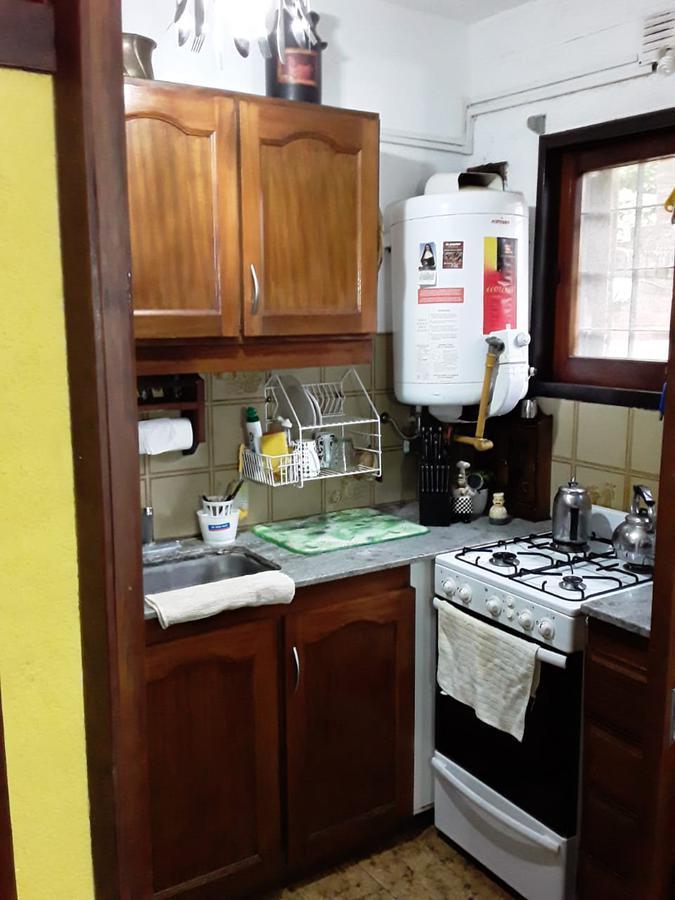 Foto de triplex de 4 ambientes con cochera y parrilla. Amoblado, cerca a ctro, imagen 4