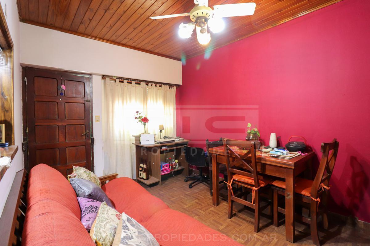 Foto de Casa 7 ambientes Venta - San Fernando, imagen 2