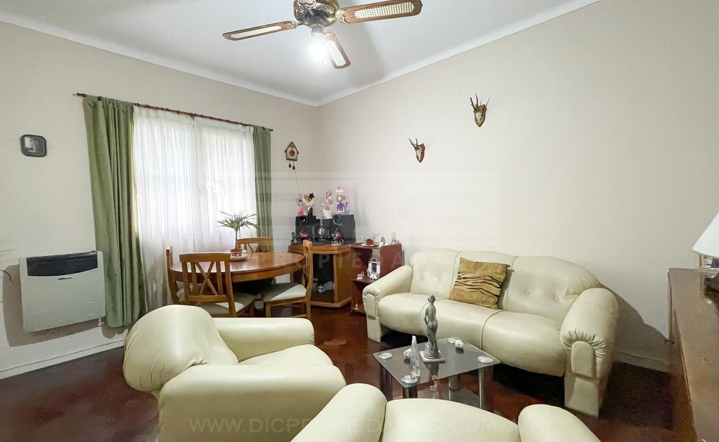 Foto de Chalet 2 dormitorios Venta - Beccar, imagen 3