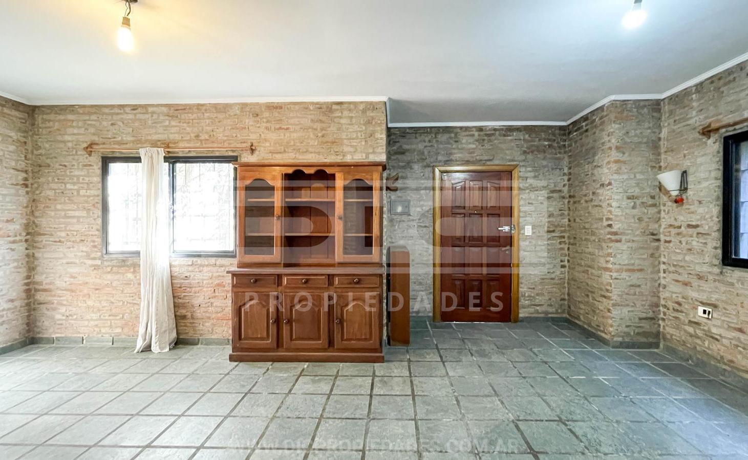 Foto de Casa 3 dormitorio Venta - Don Torcuato, imagen 4