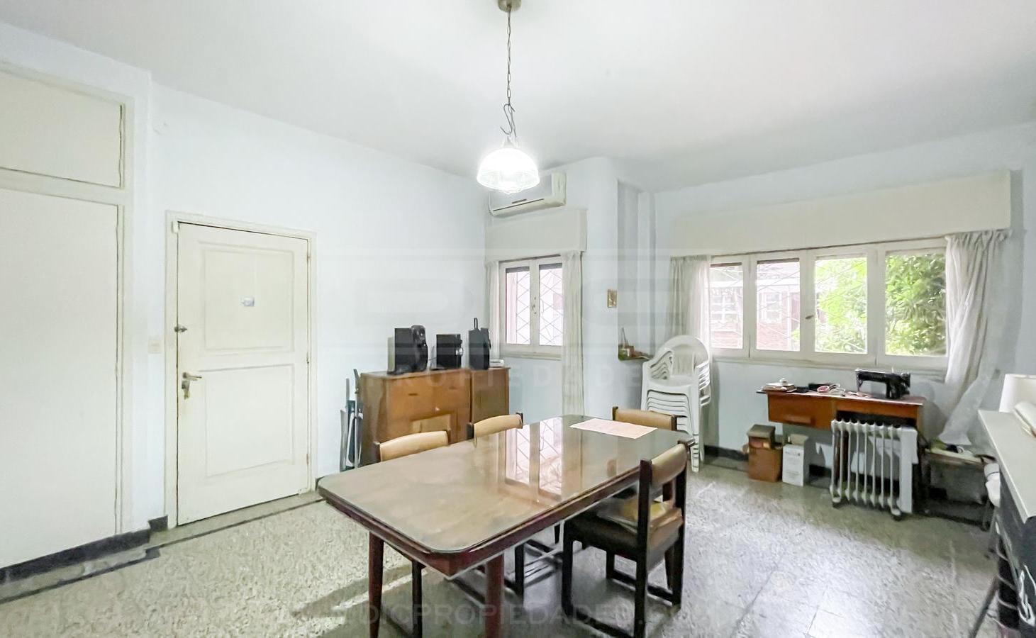Foto de Chalet 3 dormitorios Venta - Florida Mitre/Este, imagen 1
