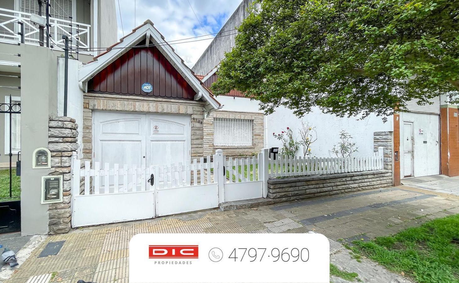 Foto de Chalet 3 dormitorios Venta - Florida Mitre/Este, imagen 5