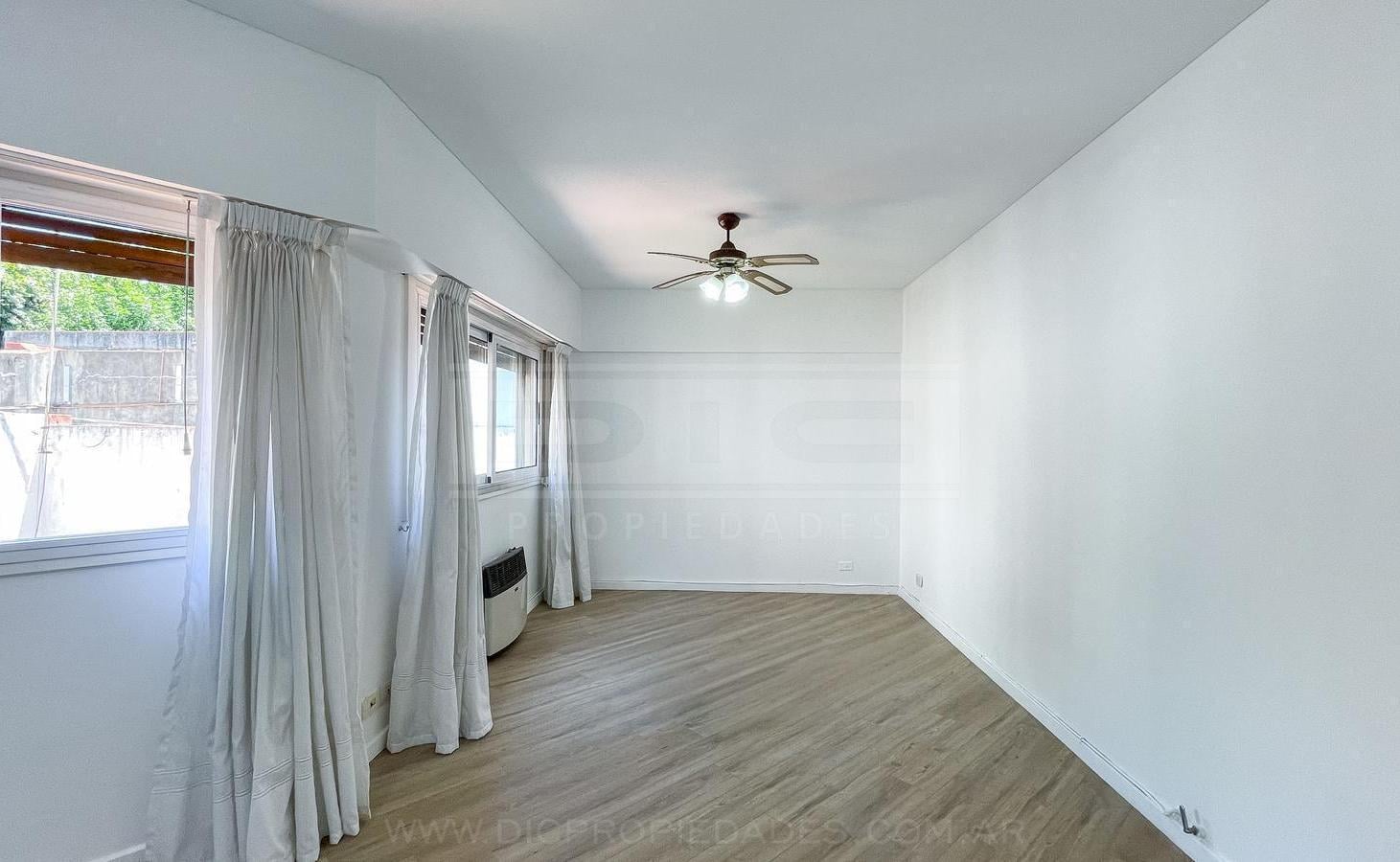 Foto de Duplex 2 dormitorios Venta - Florida Mitre/Este, imagen 2